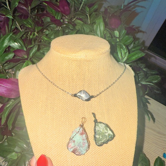 Jewelry - New in show